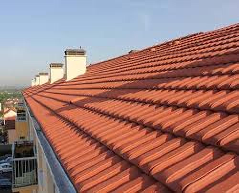 Nettoyage et Démoussage de Toiture Alpes-de-Haute-Provence MAURER COUVERTUR